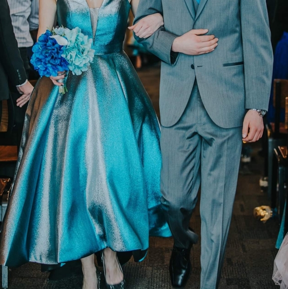 Prom or Bridesmaid Dress - Picture 3 of 7